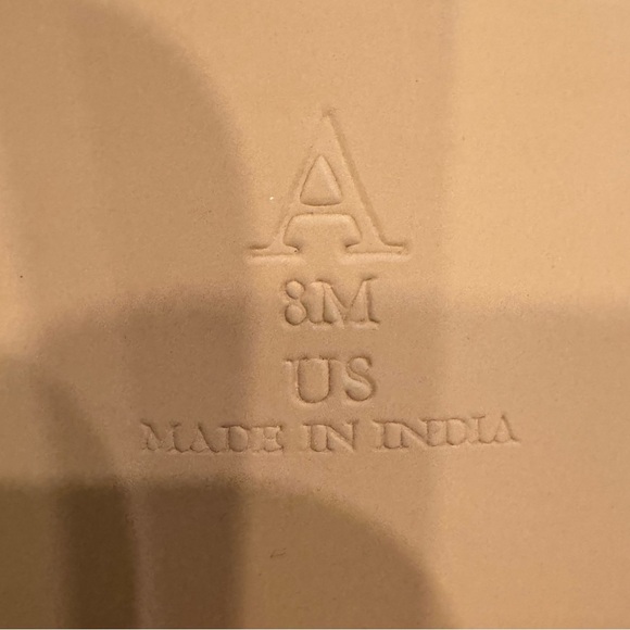 ANTHROPOLOGIE MAEVE 9 Chartreuse strappy sandals neon green size 8 like new - Picture 5 of 7